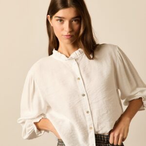 Blusa cuello mao volantes blanca